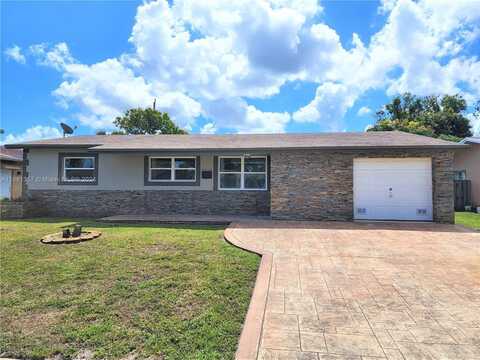 5840 NW 16th St, Sunrise, FL 33313