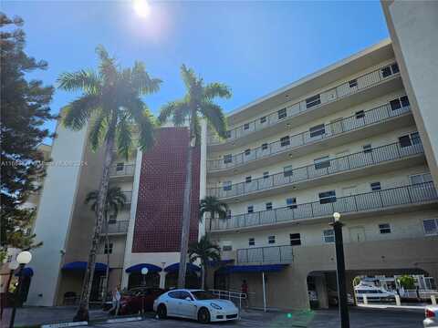 3948 NE 169th St, North Miami Beach, FL 33160