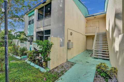 2061 NW 46th Ave, Lauderhill, FL 33313