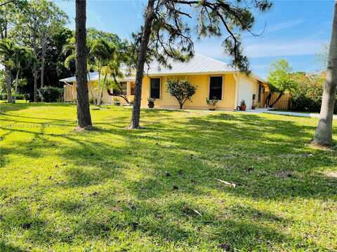 7211 N 155th Pl N, Palm Beach Gardens, FL 33418