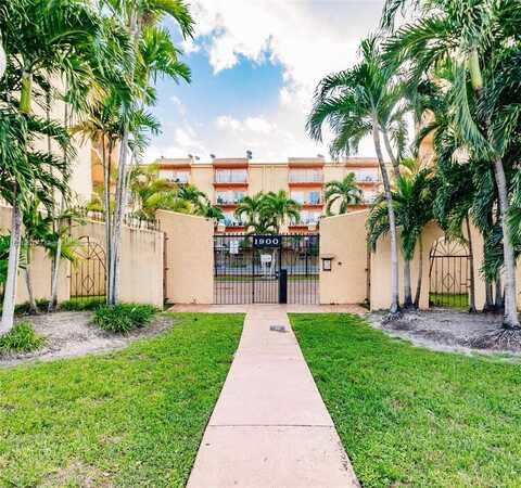 1900 W 54th St, Hialeah, FL 33012