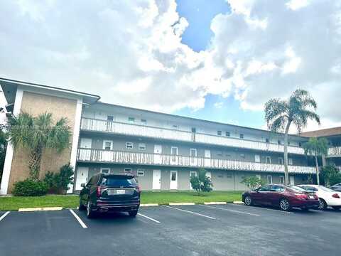 5200 Washington St, Hollywood, FL 33021