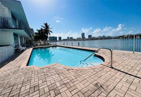 946 Bay Dr, Miami Beach, FL 33141