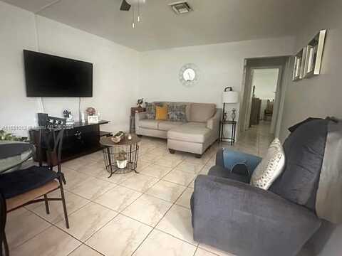 421 NE 57th Ct, Oakland Park, FL 33334