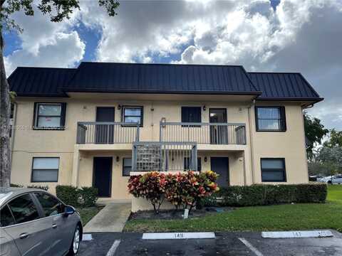 127 NW 93rd Ave, Pembroke Pines, FL 33024