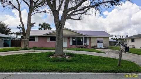 4318 Crestdale St, Palm Beach Gardens, FL 33410