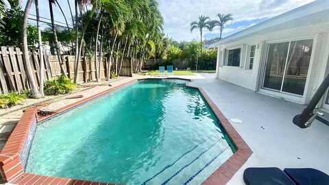 255 Ridgewood Rd, Key Biscayne, FL 33149