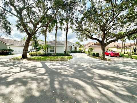 135 Hampton Cir, Jupiter, FL 33458