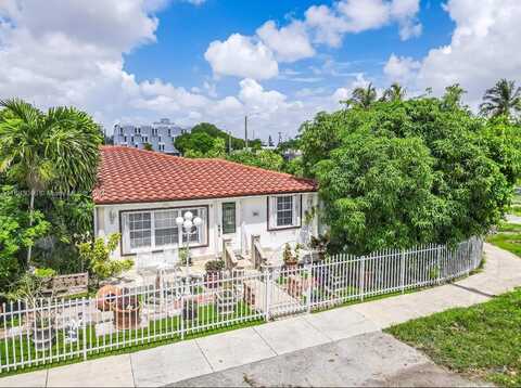 450 NW 40th Ct, Miami, FL 33126