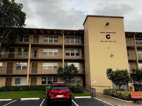 301 SW 135th Ave, Pembroke Pines, FL 33027