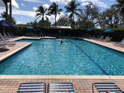 1572 Coronado Rd, Weston, FL 33327