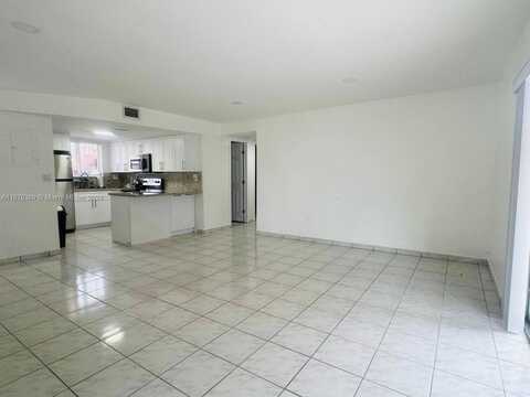 8170 NW 10th St, Miami, FL 33126