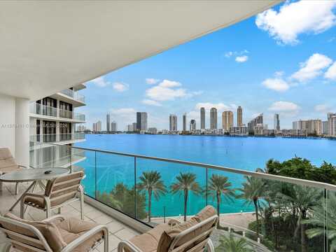 2800 Island Blvd, Aventura, FL 33160