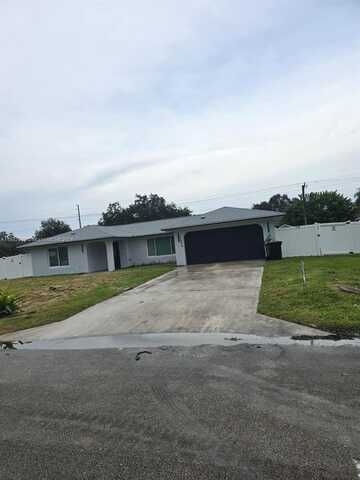 7904 Penny Ln, Fort Pierce, FL 34951