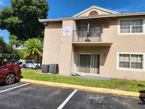 2451 NW 96th Ter, Pembroke Pines, FL 33024