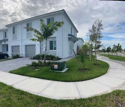 702 Se 13 th Court, Homestead, FL 33034