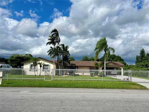 16001 SW 284th St, Homestead, FL 33033