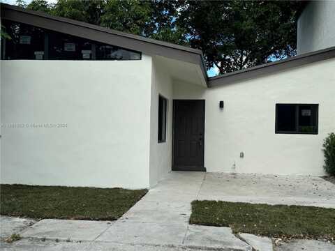 4638 NW 185th St, Miami Gardens, FL 33055