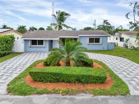 2321 N 69th Way, Hollywood, FL 33024