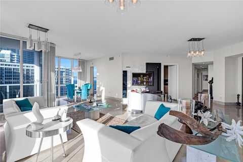 10225 Collins Ave, Bal Harbour, FL 33154