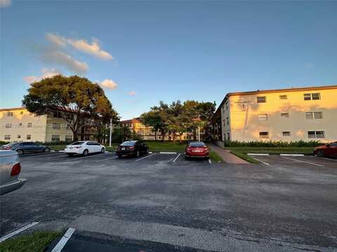 151 SW 135th Ter, Pembroke Pines, FL 33027