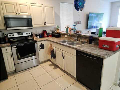 1945 Marsh Harbor Dr, Riviera Beach, FL 33404