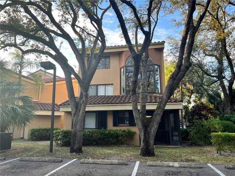 15525 N Miami Lakeway n, Miami Lakes, FL 33014