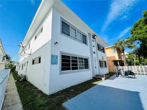 1001 Bay Dr, Miami Beach, FL 33141