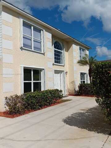 642 NW Bayshore Blvd, Port Saint Lucie, FL 34983