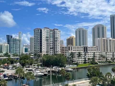 500 Bayview Dr, Sunny Isles Beach, FL 33160