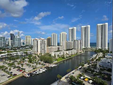 500 Bayview Dr, Sunny Isles Beach, FL 33160