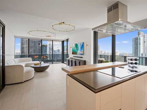 1000 Brickell Plz, Miami, FL 33131