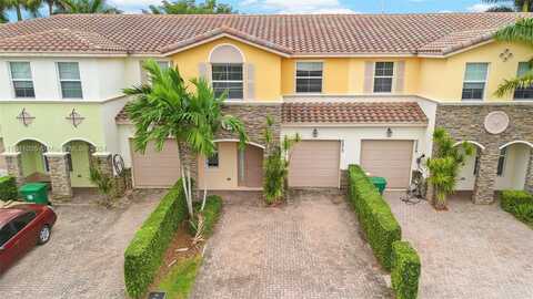 5213 SW 78th Ter, Davie, FL 33328