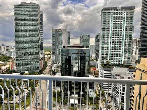 1200 Brickell Bay Dr, Miami, FL 33131