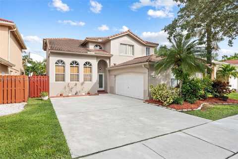 378 E Garden Cove Cir, Davie, FL 33325