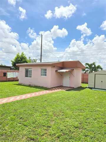 720 E 47th St, Hialeah, FL 33013