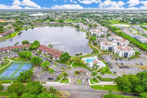 210 Lake Pointe Dr, Oakland Park, FL 33309