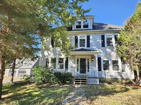 22 Dudley Street, Hampden, ME 04444