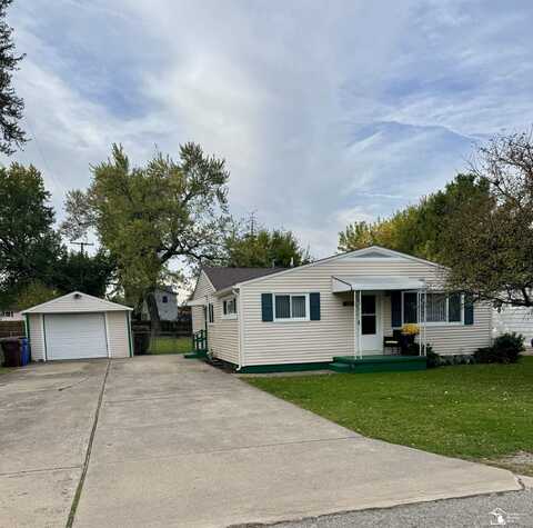 124 Kessler, Monroe, MI 48162