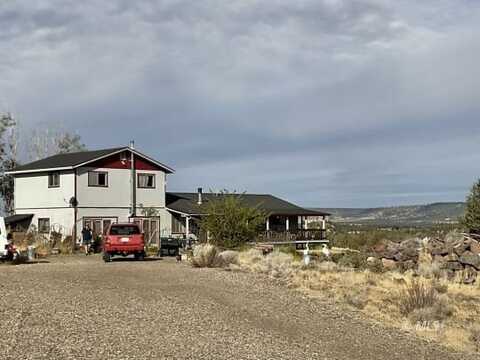 100 W. Gunsmoke Way, County Rd 241, Alturas, CA 96101