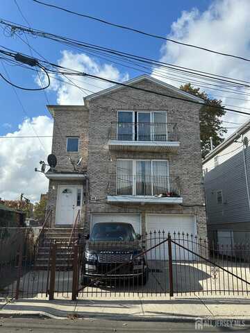 38 N Delavan Place, Newark, NJ 07104