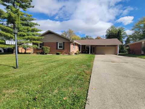 1204 N Petty Road, Muncie, IN 47304