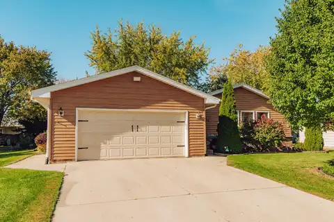 4750 Conlaine Dr, Racine, WI 53402