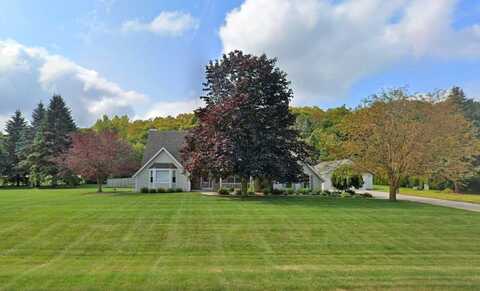 3983 Wooded Ridge Trl, Colgate, WI 53017