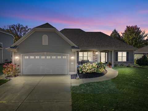 1919 Tumbleweed Cir, West Bend, WI 53095