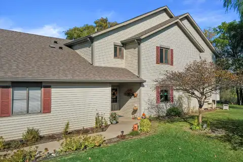 W194s7764 Overlook Bay Rd, Muskego, WI 53150