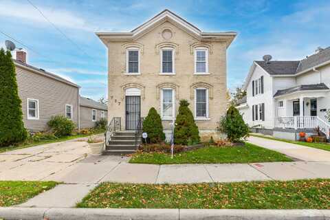 717 High St, Racine, WI 53402