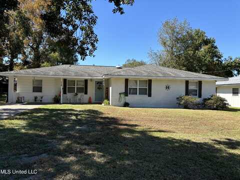 119 N Seashore Avenue, Long Beach, MS 39560