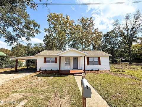 219 SE 7th Avenue, Magee, MS 39111