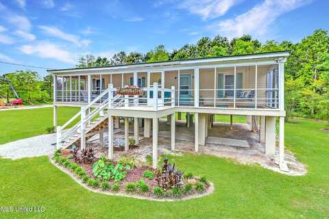 5225 Pointset Avenue, Bay Saint Louis, MS 39520